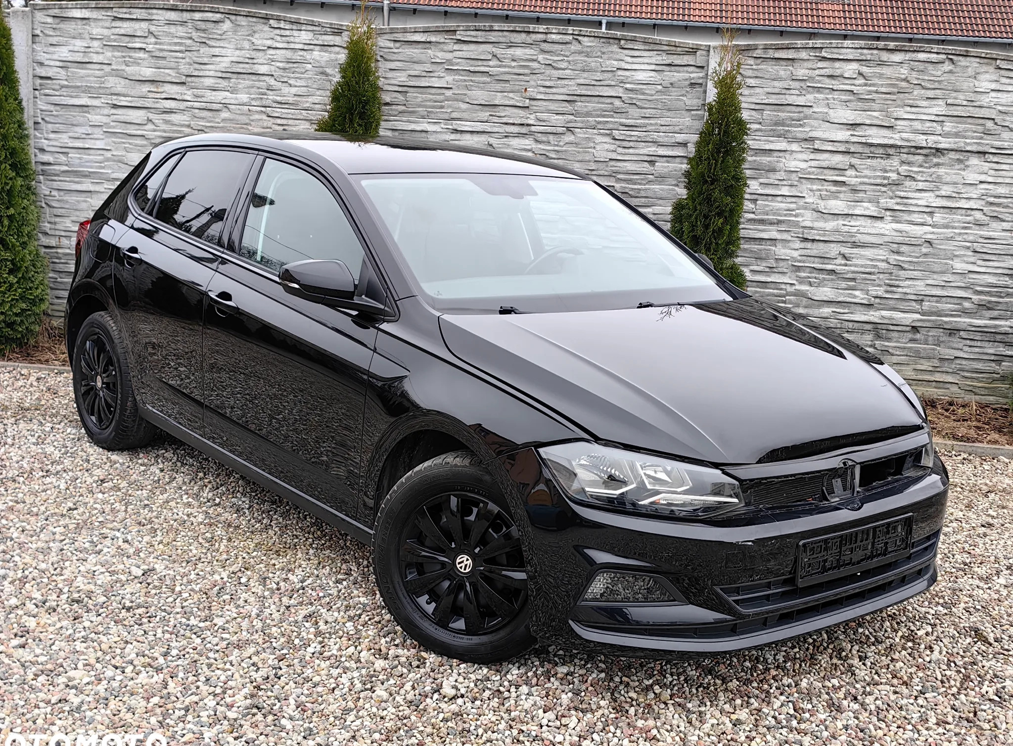 Volkswagen Polo cena 32900 przebieg: 112000, rok produkcji 2018 z Dąbrowa Górnicza małe 742